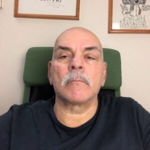 Rasim Öztekin Instagram - #2020 den kurtulduk.2021 e umutla bakıyoruz. Umarız her şey dilediğimiz gibi olur.