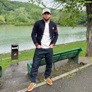 Rasul Albaskhanov Instagram - #Ложь ,
Даже если не будешь чувствовать ,
В ней опасности , погубит тебя !
А #правда даже если будешь бояться ее ,
Спасет тебя #Жизнь#Истина#