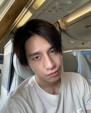 Ratchapat Worrasarn Instagram - ผมไม่ว่าง ผมยุ่ง ผมยุ่งจริงนะ 😂