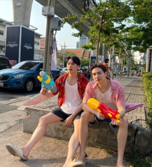 Ratchata Pichetshote Instagram - ขอไปถ่ายยังไงก็ได้ให้ไม่เปีย…
Happy songkran day kub😁