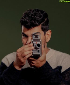 Raúl Castillo Instagram - 📸 by: @ryanduffin
・・・
Raul for Essential Homme, 2019