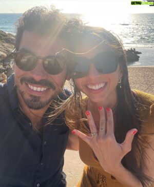 Raúl Castillo Instagram - She said yes. 💍 

#Repost @alexisforte5
・・・
Also… when we were in Portugal this happened 💚 @raulcastillo asked me to marry him and I said yes! 9 years in and many more ahead