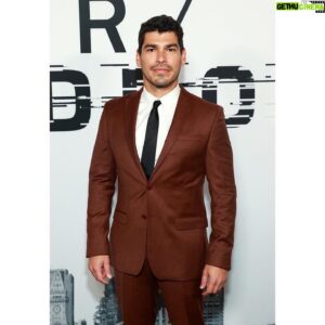 Raúl Castillo Instagram - Mother/Android Premiere Photo Dump. Who’s watching on @hulu now? #Repost @heyannabee
・・・
Raúl Castillo x “Mother/Android” Premiere
S @slimecityangels 
Hero Products
@jaxonlane eye mask
@oribe spray wax 
#motherandroid