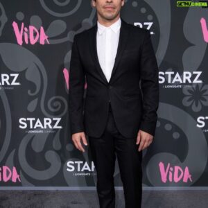 Raúl Castillo Instagram - Pride doesn’t begin to describe the sense. Destiny? Alchemy? Magic? This is history, hermana. We’ve been doing this together, maybe in other lives, maybe in other universes. But we’re locked into this for eternity. I’m so fucking proud of you @tanyasaracho and the whole @Vida_starz familia. The show is BEAUTIFUL. I could go on. But I’ll say last night was a dream we dreamed so many years ago. Love to all the people who came out last night and supported. Gracias mil!! #vida #vidastarz #tanyasaracho #raulcastillo #mchibulldogs #mcallenhighschool Thanks to @heyannabee and @uniqlousa for looking out for me!!!