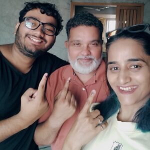 Ravi Jadhav Instagram - Voting is our right. Voting is our responsibility. 🗳️✨

Make your voice heard. Your vote matters. #Vote2024 #DemocracyInAction #makeadifference 
@meghana_jadhav @anshjofficial