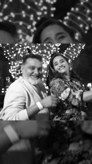 Ravi Jadhav Instagram - २५ वर्ष साधी गोष्ट नाही, 
सहज तर नाहीच नाही. 
मग जलवा सेलिब्रेशन तर होणारच ना!!! 💑💕

@meghana_jadhav
@ravijadhavofficial 

#25YearsStrong 
#AnniversaryLove 
#TogetherForever

📸 Shot & edited by @akslanphotography_akslan with @omyyborhade