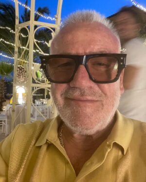 Ray Winstone Instagram - Another fantastic Evening last night at Villa Domini, The food and company is out of this world. Pietro and the Genius chef Francesco and staff we salute you. And of course great company that is the icing on the cake.  Different class