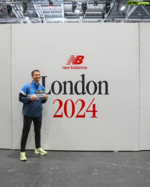 Raymond Braun Instagram - First 24 hours in London. 🇬🇧 The energy and excitement for @londonmarathon is impeccable and already has me feeling recovered and ready after the Boston Marathon this past weekend! 

Grateful to be part of the running community and to have the opportunity to run for causes that are so personally meaningful. 

#londonmarathon