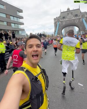 Raymond Braun Instagram - London Marathon, guiding the legendary Cedric King. I am in awe of the heart, emotion, and resilience I experienced today. The tenacity of the human spirit inspires me. 

#LondonMarathon #WMMajors