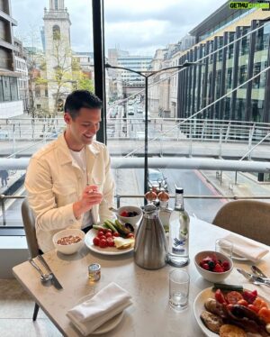 Raymond Braun Instagram - What is the “Why” propelling your fitness journey?

This past weekend, I ran the London Marathon with @westin, kicking off my role as their @wmmajors Marathon Ambassador. 

I’m so grateful to combine my passions of running, travel, wellness, community, and storytelling in this dream collaboration, which allows me to support and spotlight a runner in each Abbott World Marathon Major with an inspiring story of resilience, grit, and hope. 

Behind every runner is a “Why” - a unique story of the motivation that propels them to the start line. I love nothing more than learning about my fellow runners’ “Why” and sharing hope and encouragement to anyone on their fitness journey.

Westin has long been my sanctuary, and touchpoint of calm and wellness while traveling. We ran both the Boston and London Marathons within SIX DAYS, and I cannot thank the global team at Westin enough for ensuring I ate, slept, and recovered well to be able to fully enjoy both race experiences.

@marriottbonvoy #WestinPartner #LondonMarathon #BostonMarathon #wmmajors