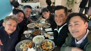Raymond Lam Instagram - 九龍城寨團隊已經到達康城喇，今晚見😎

#九龍城寨之圍城
