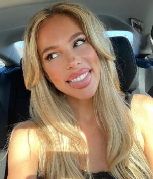 Reanin Johannink Instagram - Embodied joy ✨