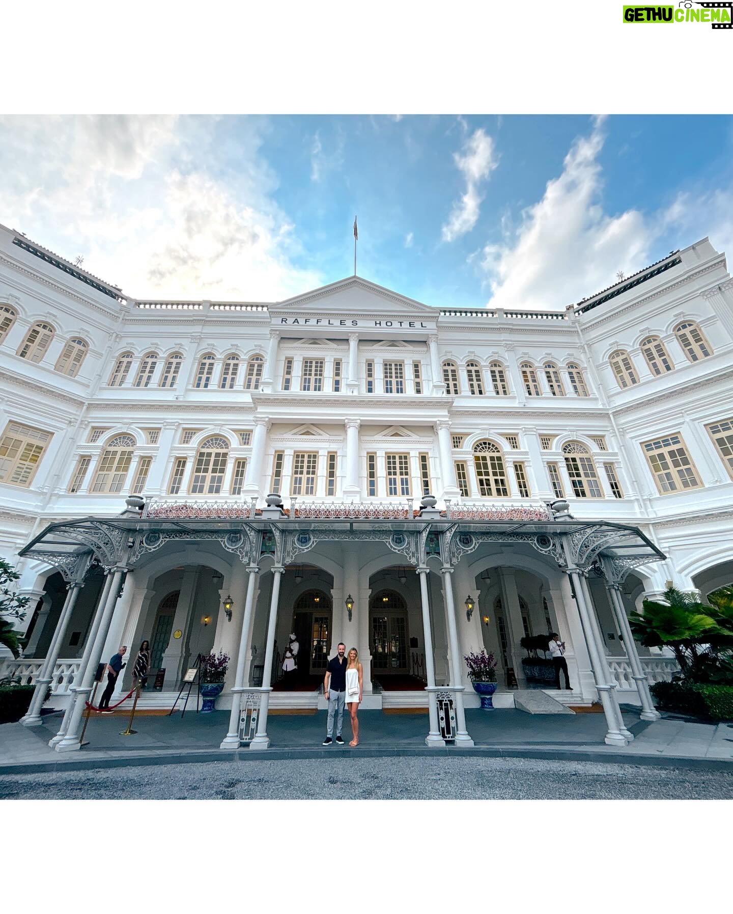 Rebecca Dalton - 3 Likes - One night in Singapore 🇸🇬