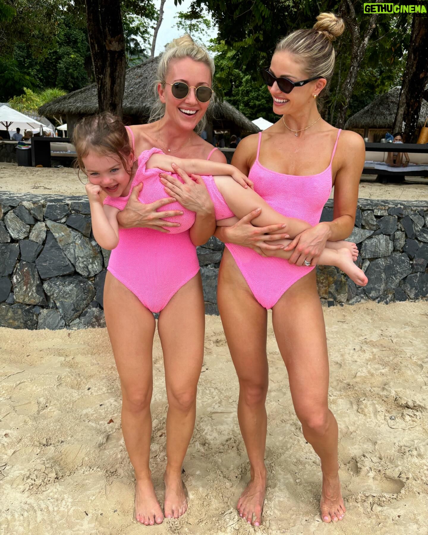 Rebecca Dalton - 3 Likes - Creating our own little monster 👩👩👧