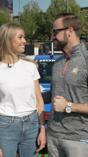 Rebecca Dalton Instagram - Hinchtown or Toronto? 🤔

Either way, @hinchtown and @beckyjhinch made sure the track was ready to go ahead of the Honda Indy Toronto. 

#INDYCAR // @hondaracing_hpd