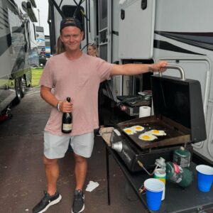 Rebecca Dalton Instagram - Indy500 badunkadump 🏁