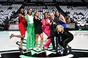 Rebecca Lobo Instagram - So much fun calling the @wnba Finals with this crew!