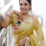 Rebecca Santhosh