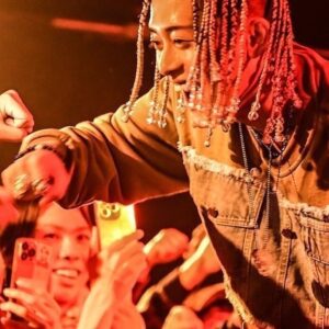 Red Eye Instagram - Red Eye Club Tour WAGON完走。
約4ヶ月で日本の半分の県を回りました。😂
毎週ライブでどの県もパワーに溢れてて最高に楽しかった。

いつも支えてくれるファンのみんな、チームのみんな、今回ライブをさせてくれた全ての会場に本当にありがとう🙏

これから制作期間に入るから一旦ライブは休憩。
そして来年2024は本当に色んなことが起こる年になる。
乞うご期待🤝

#2023 #TourWAGON #FINAL