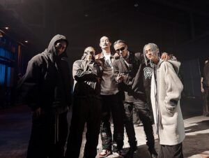 Red Eye Instagram - BAD HOP - ONE PAN feat. Vingo, kZm, Benjazzy, Red Eye & Jin Dogg(Official Video)

┈┈┈┈┈┈┈┈┈┈

Director | MESS
DOP | Sei Shimura
AC | Riku Matsuo
Lighting Director | Wataru Sugimura
Lighting Assistant | Youta Kinoshita / Fuyuto Tobita / Mai Takahira
Colorist | Oudai Kojima(Oud pro)
Production Manager | Yusuke Sato / Mitsunori Nakata
Production Assistant | Fumiya Hirai / Patryckyyuto Satoshimizu
Producer | Satoru Mizuno(FLARE TOKYO)