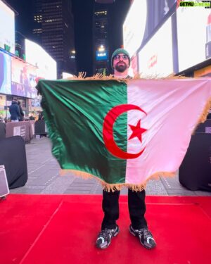 Redouane Behache Instagram - Libérez la Palestine 🇵🇸 Et vive l’Algérie 💚💚💚 #amour #ouaicestbon #dz #bh #redouane #djazair #can #congo #tahia