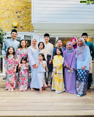 Redza Minhat Instagram - Aidilfitri 2023. ❤️