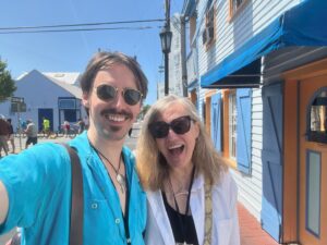Reeve Carney Instagram - Greetings from Key West!! 😀🏝️☀️