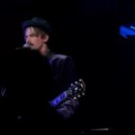 Reeve Carney