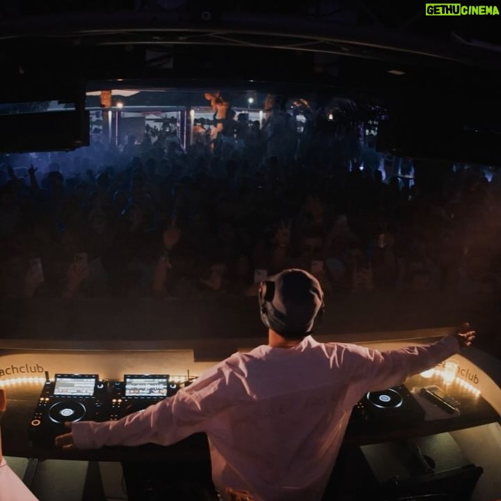 Regard - 3 Likes - Chose your favorite 1/7
Regard - Call On Me
Travis Scott - Fein (Regard Remix)
Forever young (Regard Remix)
Regard - Ride it (Regard Remix)
Central Cee x Lil Baby Band4Band (Regard Remix)
Regard - Speed Up
Adam Port - Move (Regard Remix)
@faroutbeachclub was crazy ❤️🔥
@damienwright.jpg 🎥