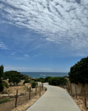 Regard Instagram - Enjoying Portugal before the show 🇵🇹