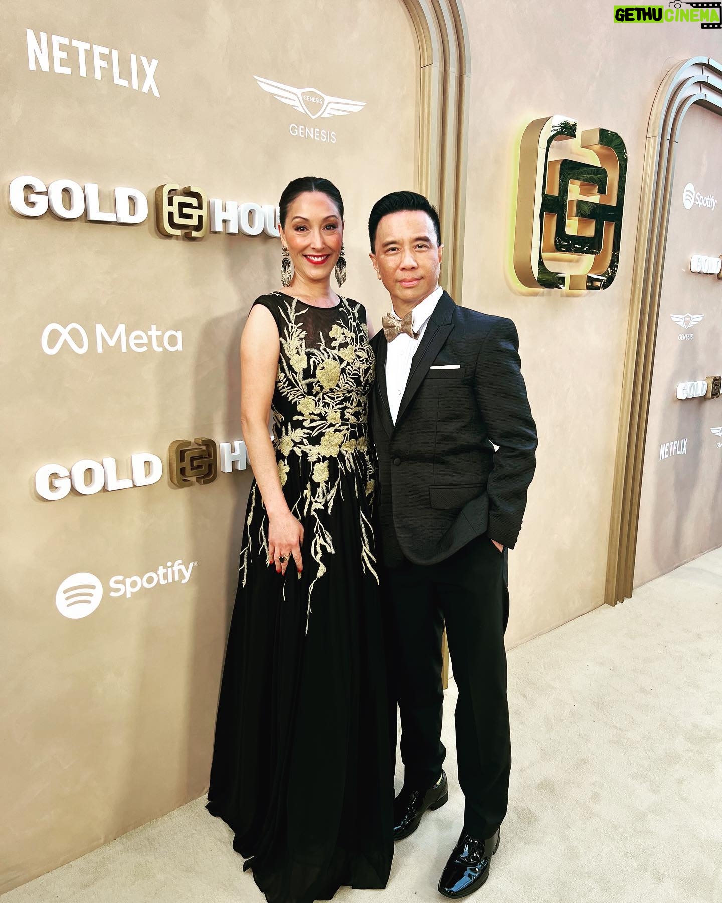 Reggie Lee - 2.3K Likes - Wowza! What a night! Thank you @bingchen and everyone at @goldhouseco for having me at the 2nd Annual Gold Gala, THE pre-eminent annual event that unites and celebrates Asian Pacific achievements across different industries. @bingchen your words were nothing short of inspiring, uplifting, and motivating!!! Propelling our AAPI community into greater and greater visibility. You and everyone at @goldhouseco have helped us continue to keep breaking barriers and create!! And what a beautiful idea to introduce #goldbridge to the world. Bridging different communities and cultures and celebrating inclusion and working together. Happy #asianamericanpacificislanderheritagemonth !!!!
So great to see friends I’ve worked with over the decades and make new friends and celebrate and honor each other! What a frickin BLAST of an evening! Congratulations to the honorees:
@iamsandraohinsta
@kehuyquan
#imanvellani
@evalongoria
#belabajaria
@geenarocero
@neal_mohan
@radhikajones
#PeggyandAndrewCherng
#DominicNg
@msleasalonga
@everythingeverywheremovie
And the cast of #JoyLuckClub @mingna_wen @thetamlyntomita @chao_time @laurentom9000 @lisaluofficial @france.nuyen #TsaiChin @thekieuchinh
AND the A100 honorees for 2023!
Tux: @theolivertolentino
Bow tie: @etonshirts
And last but not least, because I’m absolutely horrible at taking photos 😜😳, big thanks to my amazing friends, mga kapatid, my #kababayan , for snapping some great pics:
📸: @ajrafael
📸: @rubenvnepales
📸: @janetrnepales
📸 : @gtongi