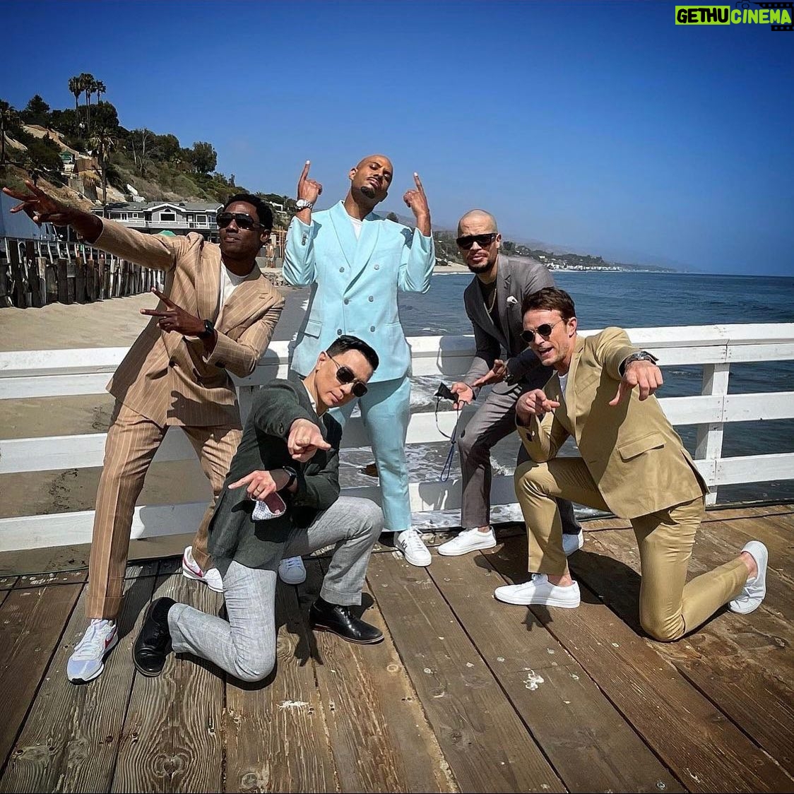 Reggie Lee - 2.7K Likes - #tbt I miss singin’ with this #boyband . Thank you @simonemissick for the 📸! @allrisecbs @jalexbrinson @wbethel @tddwllms @petechatmon