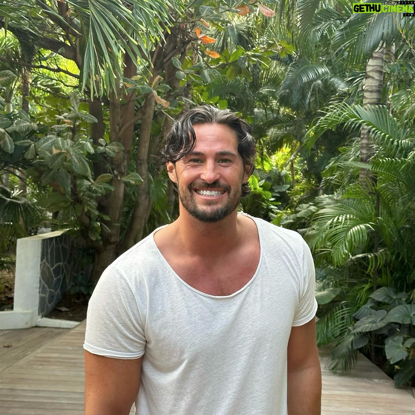 Rémi Notta - 3 Likes - RAS