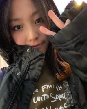 Ren Komai Instagram - -

#BUMP
#五反田ほいっぷ学園 
#配信中 
#🍋

#平成ギャル なのです