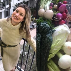 Rena Riffel Instagram - Earth day wearing an earth tone sweater dress 🥦🥒🥬My local Farmer’s Market has a hand washing station and it is a joy to support local farmers #dress by @femmeluxefinery @femmeluxeusa #luxgalusa #earthday #staysafe #stayoptimistic #farmersmarket #sweaterdress #earthyvibes #cooking