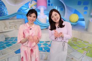 Rena Tanaka Instagram - 「ZIP!」お陰様で無事に第一回目終了致しました。 ^_^

これから一ヶ月お付き合い宜しくお願い致します🌸🌸🌸

#ZIP!
#水卜麻美 アナウンサー