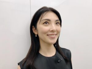 Rena Tanaka Instagram - フジテレビ 『何かオモシロいコトないの？』
ご視聴頂きました方ありがとうございました。
☺️ 

若干緊張気味の私をリラックスする様にお気遣い頂いた番組スタッフの皆様、
出演者の皆様ありがとうございました✨✨。

お陰様で楽しいワンバンライスディナーを頂けました🍚。