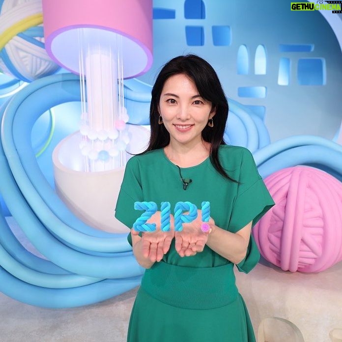 Rena Tanaka - 2.6K Likes - 先週の金曜日「ZIP!」の
パーソナリティー が最終日 でした。
入る前は心配もありましたが、スタッフの皆さん、水卜さんをはじめアナウンサーの皆さんの優しいお心遣いに毎回癒された金曜日でした。🥹
とにかく、現場の皆さんのご準備と対応力がかっこよくて。✨✨痺れました。
貴重な体験をさせて頂き
ありがとうございました🙇♀️
そしてご覧頂いていた皆さま、ありがとうございました✨✨。沢山応援の声頂いて、嬉しかったです。!
またどこかでお会いしましょう✨✨
#zip
@ntvzip