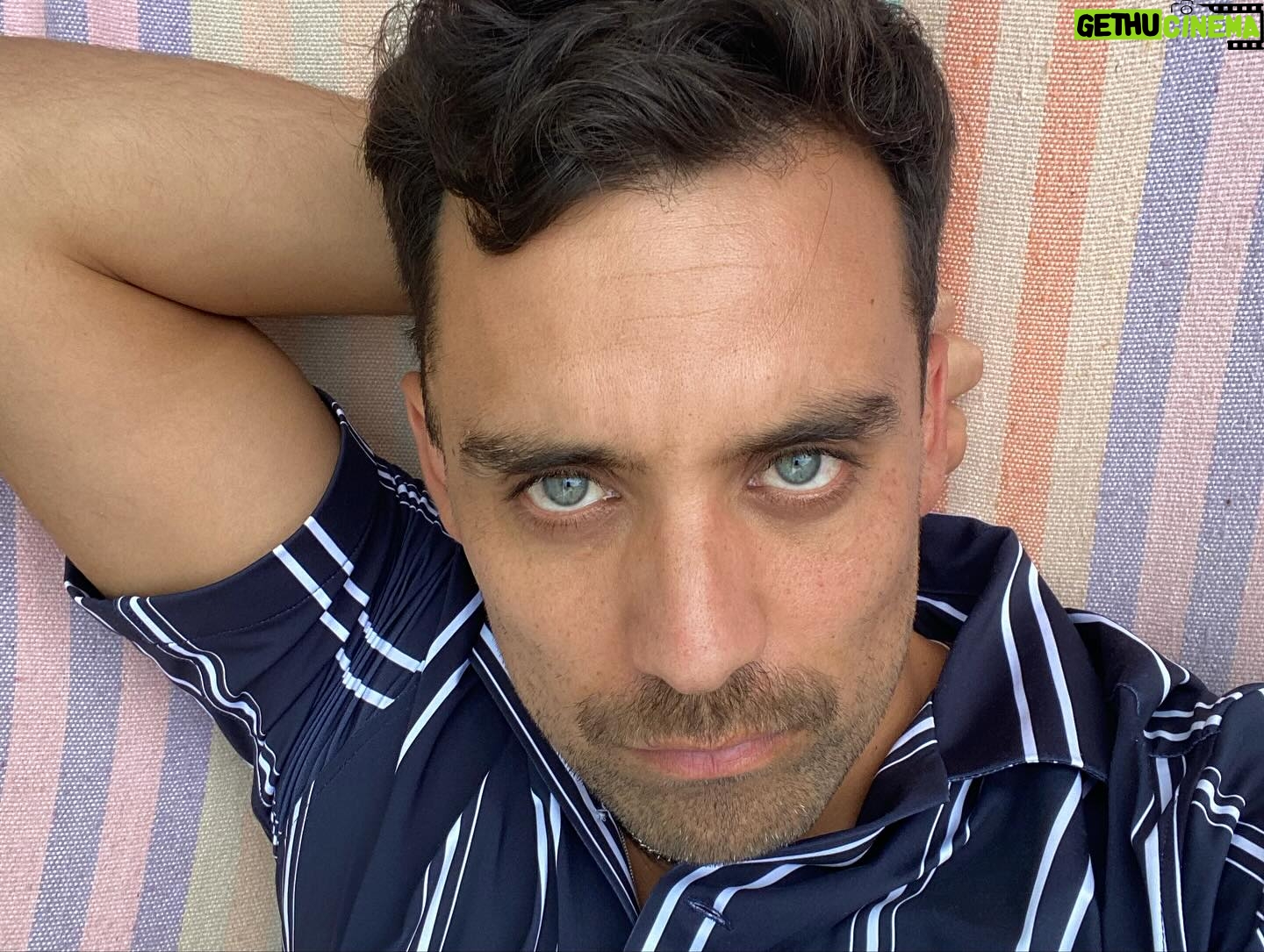 Renato Jofré - 808 Likes - 🕶️VacaciónAndo👣🩴🦊🐰🐦⬛🐠🌞🍉🥥🍰🍫🍿🍩🥃🍷🏓🚣🏻♀️🚴🏼♂️🛶🎢🎡🏖️