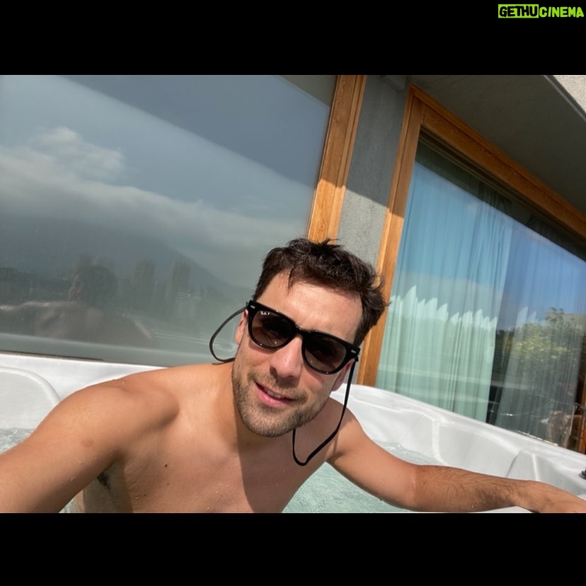 Renato Jofré - 1.1K Likes - Vitamina D☀️haciendo FotoSínTesis🦎