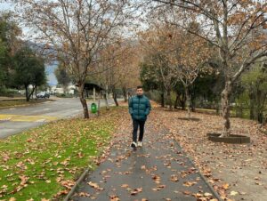 Renato Jofré Instagram - Paseo post lluvia👣🌿🌒🌦️