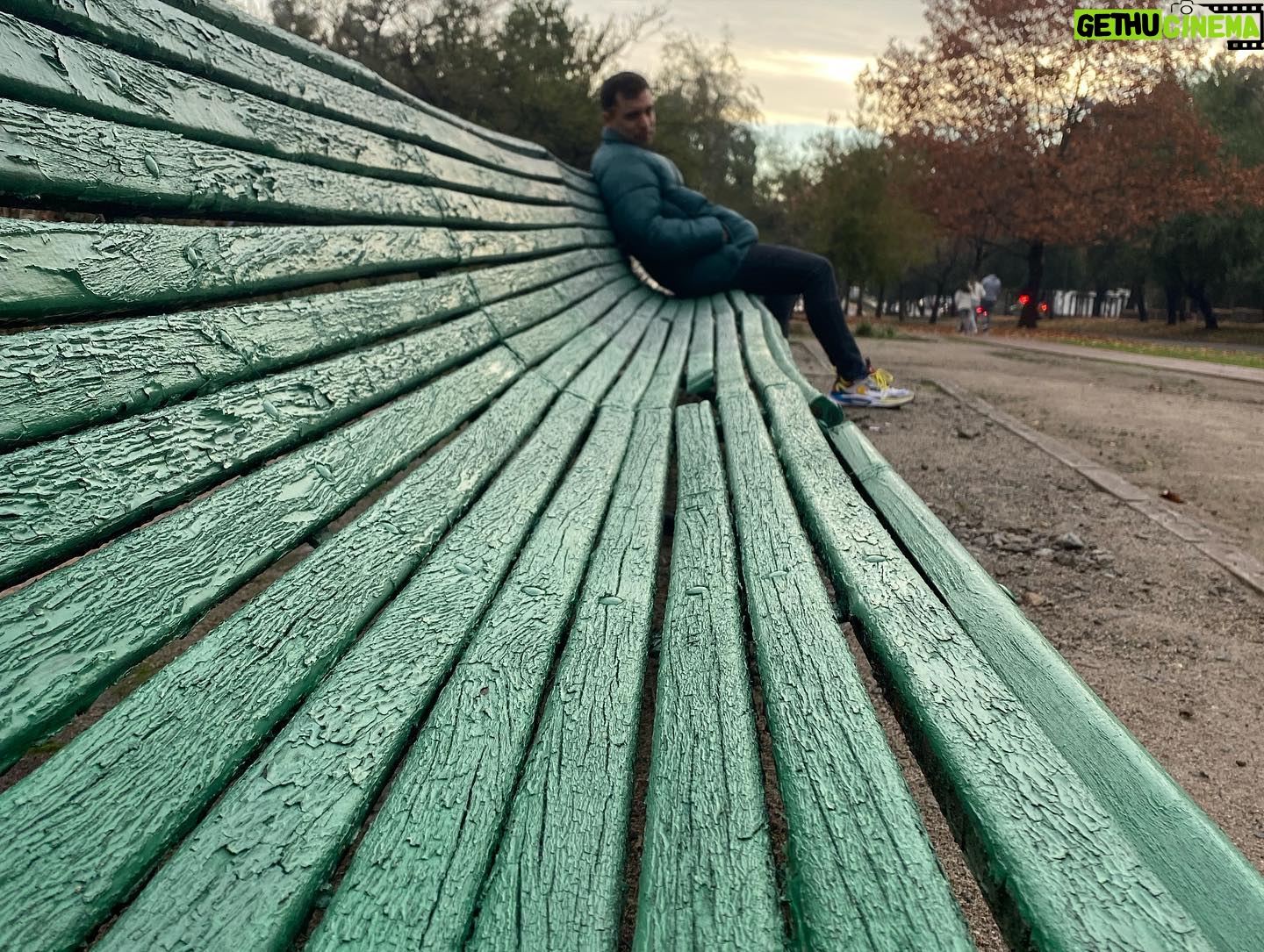 Renato Jofré - 760 Likes - Paseo post lluvia👣🌿🌒🌦️