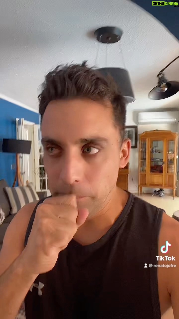 Renato Jofré - 769 Likes - 🧏♂️Intento fallido del riff❌❌🤦🏻♂️🔇🔇🔇