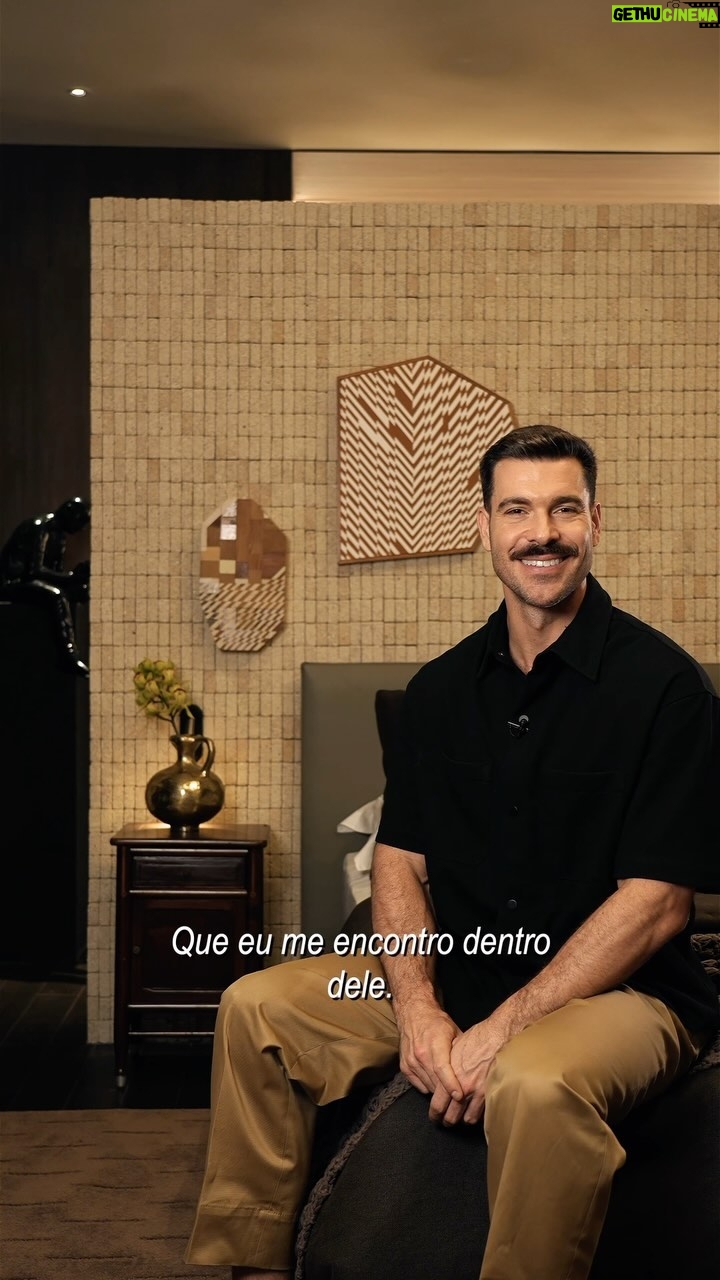 Renato Mendonça - 1.2K Likes - A Casa Átimo é onde me encontro e entendo minha essência. Por isso, até o dia 28/07 te convido a conhecer o meu espaço na CASACOR São Paulo 2024.
O projeto sugere aproveitar o presente, estar sempre atento ao que está por vir, mas sem se tornar refém do futuro.
A CASACOR São Paulo está localizada na Av. Paulista, no Conjunto Nacional. Vai ser um prazer te receber!
Fotografia: @denilsonmachadomca
Produção: @p_carvalho
Móveis Planejados: @criareplanejados
Móveis soltos: @liderinteriores
Tintas: @tintascoral
Piso: @akafloor_oficial
Revestimento: @ceramicadelfavero / @colormixrevestimentos
Móveis de época: @ad.studio_
Tapete: @decoralle
Projeto Luminotécnico: @waldirjunior
Poltrona Xibô: @perfilcasa.design
Objetos de época: @casateo_
Objetos decorativos: @lsselection
Obras de arte: @gomide.co / @lucianacaravellosp / @atelierzhz / @vervegaleria
Fotos antigas: @clubedobordado
Totem: @lefatagis
Iluminação: @gayaled / @nordecoroficial / @la_lampe
Louças e metais: @decaoficial
Instalação de revestimento: @h2srevestimentos
Espelho: @silvestre_vidros
Mão de obra civil: @engenhariaalberti
Automação: @maisondelamusique
Cortinas / Persianas: @amorimcortinas
#casacor #casacorsp2024 #casaatimo #renatomendonca