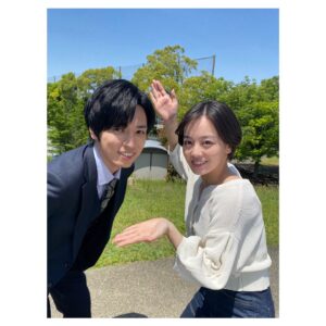 Renn Kiriyama Instagram - ・
@dramadeep_ntv 
カン妻最終回でした
りつこさん、おにいさん
と呼び合ってます
おじさんじゃないことに
感謝する日々でした
@rikka.ihara.official