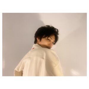 Renn Kiriyama Instagram - ・
寒いの困ったな
いよいよ冬なのかね