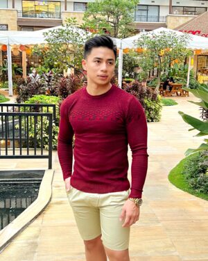 Renz Lagria Instagram - hi there I will be selling at our tiktok username @renzlagria I have many products available to sell there! FREEBIES AND DISCOUNTS ABAILABLE😉 #qualifit #menswear #onlineseller #COD