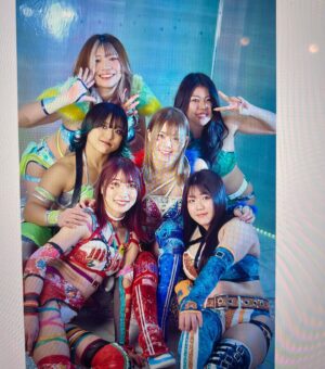 Reo Hazuki Instagram - 🌈🌟

 #STARDOM #スターダム #女子プロレス
 #STARS #FWC #STC #同級生ず
 #岩谷麻優 #飯田沙耶 #羽南 #コグマ #向後桃
 #HAZUKI #葉月 #はづらー村