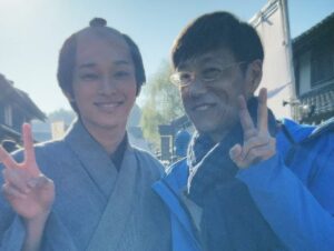 Reo Matsumoto Instagram - ・
「あきない世傳 金と銀」 
最終回ご視聴ありがとうございました

この作品が僕は大好きです。
この作品の愛で溢れた現場が大好きです。

たくさんの方に支えられた撮影期間でした。

智蔵という役に出会えて、
演じさせていただけて
本当に感謝の気持ちでいっぱいです

また1つ人生の宝物ができました

ありがとうございました

 #あきない世傳金と銀 
 #小芝風花 さん
 #加藤シゲアキ さん
 #高島礼子 さん
 #八嶋智人 さん
 #嶺岸煌桜 さん
 #他キャストの皆様 
 #制作の方々ありがとうございました