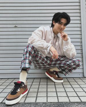 Reo Matsumoto Instagram - ・

かっこよくて
かわいいとは
この事。

🍪×👟 Goldencush

@uggjapan 

#Uggjapan 
#UGGスニーカー
#pr